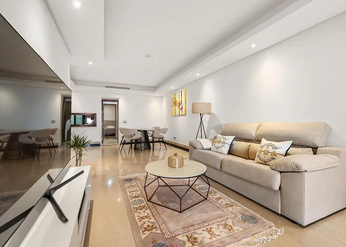 Seafront Bahia De La Plata Apartment Estepona